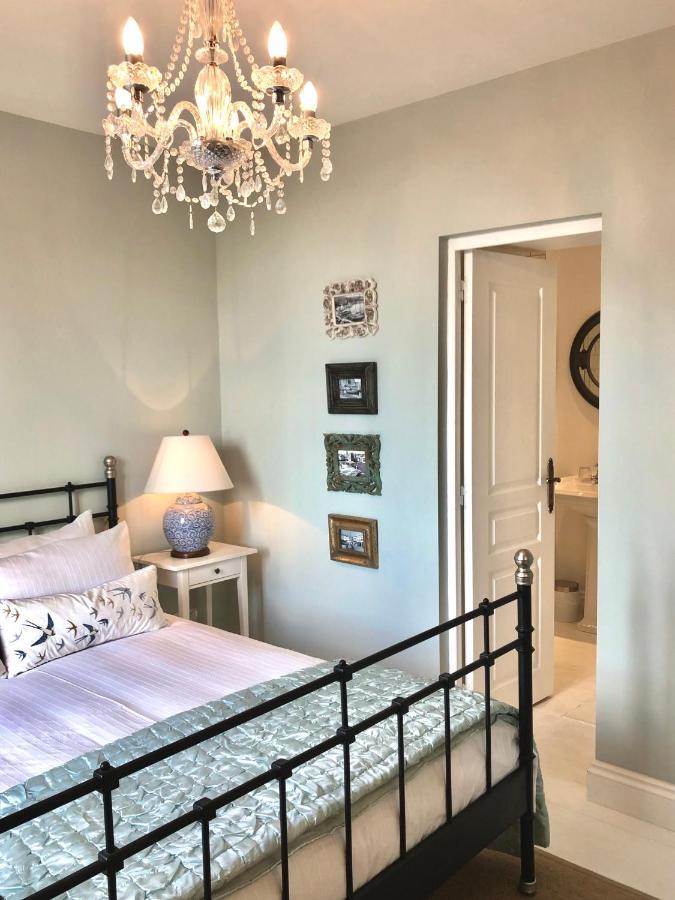 Maison Hirondelles Hotes Mezieres-sur-Issoire Εξωτερικό φωτογραφία