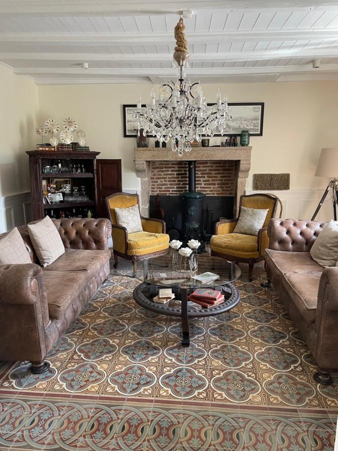 Maison Hirondelles Hotes Mezieres-sur-Issoire Εξωτερικό φωτογραφία